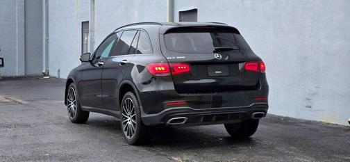2021 Mercedes-Benz GLC 300 Base