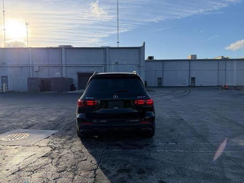 2024 Mercedes-Benz AMG GLB 35 Base