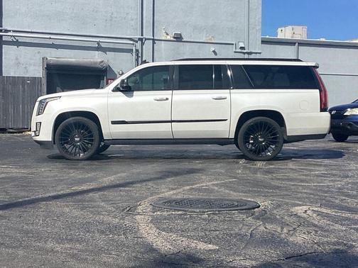 2016 Cadillac Escalade ESV Premium