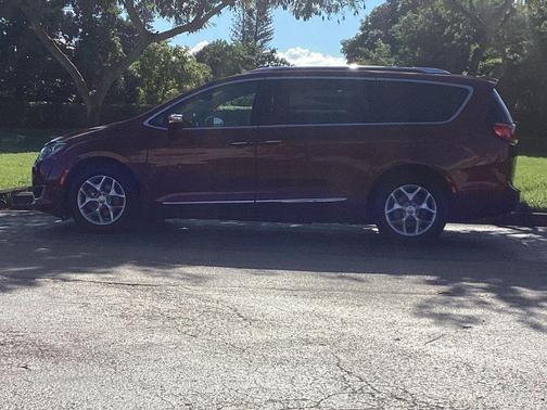 2020 Chrysler Pacifica Limited