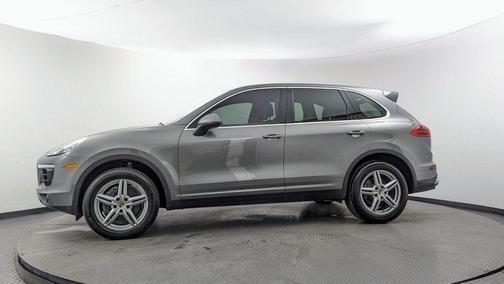 Meteor Gray Metallic 2016 Porsche Cayenne Base