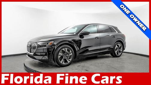 2022 Audi e-tron Premium