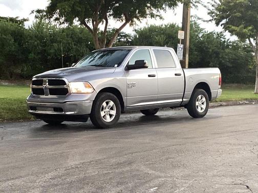2023 RAM 1500 Classic SLT