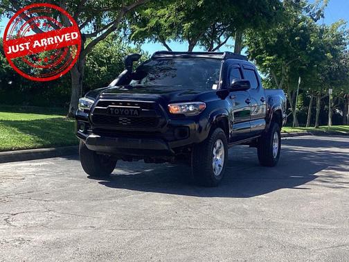 2023 Toyota Tacoma SR
