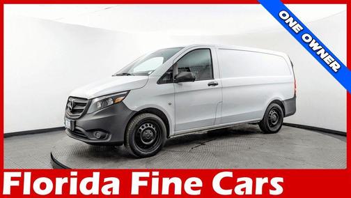 2020 Mercedes-Benz Metris Base