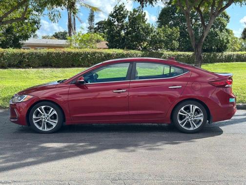 2017 Hyundai ELANTRA Limited