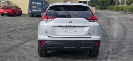 2024 Mitsubishi Eclipse Cross LE