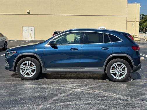 2021 Mercedes-Benz GLA 250 Base