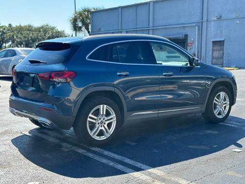 2021 Mercedes-Benz GLA 250 Base
