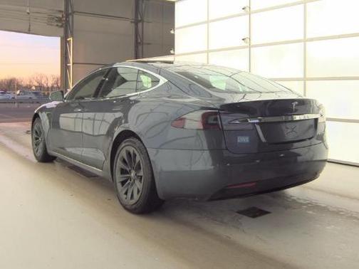 2020 Tesla Model S Long Range