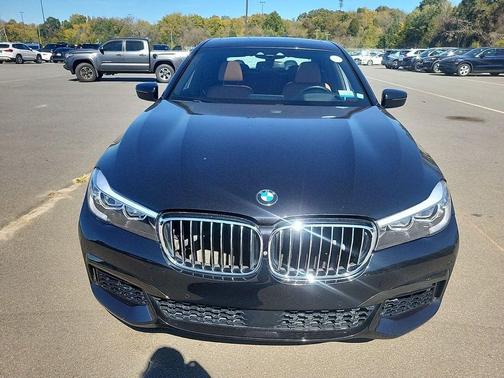 2017 BMW 740 i