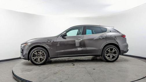 2023 Maserati Levante Modena