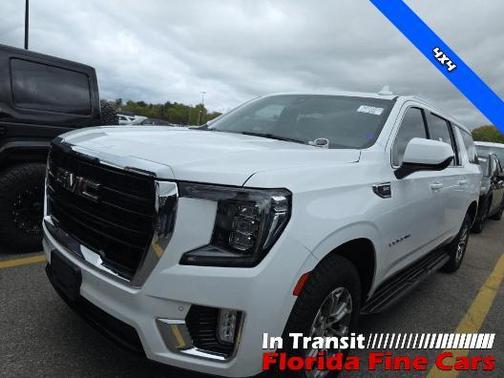 Summit White 2022 GMC Yukon XL SLE