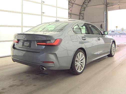 2024 BMW 330 i