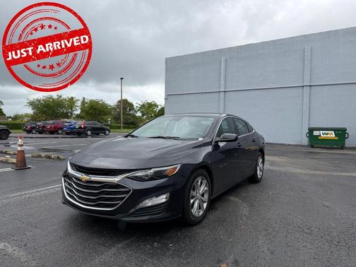 Dark Ash Metallic 2023 Chevrolet Malibu LT