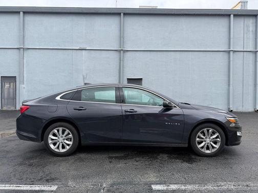 Dark Ash Metallic 2023 Chevrolet Malibu LT