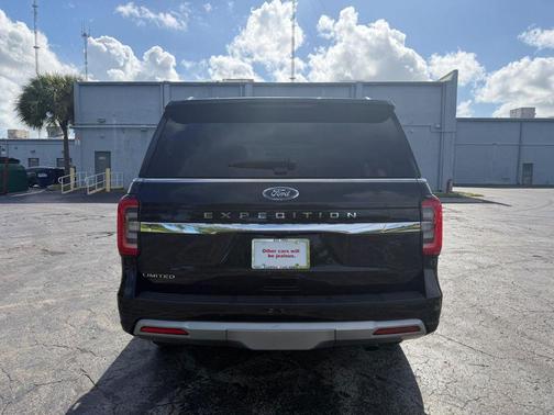 Agate Black Metallic 2024 Ford Expedition Limited