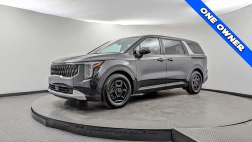 2025 Kia Carnival LXS