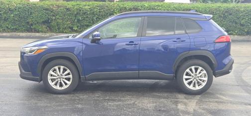 Blue Crush Metallic 2023 Toyota Corolla Cross LE