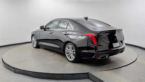 2022 Cadillac CT4 Premium Luxury