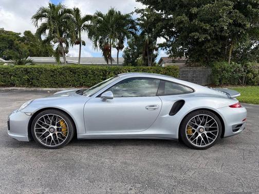 2014 Porsche 911 Turbo S