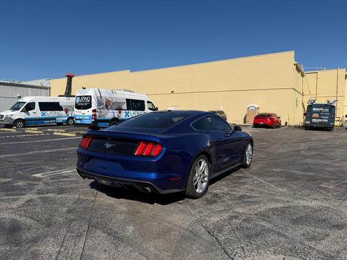 2016 Ford Mustang EcoBoost Premium