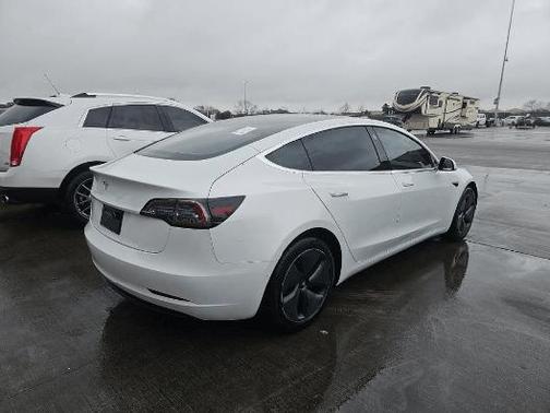 2020 Tesla Model 3 Standard Range Plus