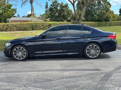 2019 BMW 540 i
