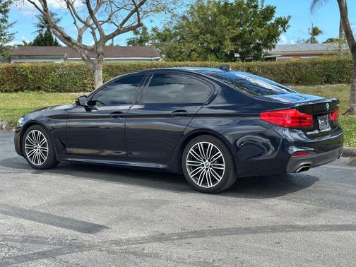 2019 BMW 540 i