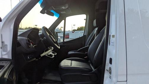 2022 Mercedes-Benz Sprinter 2500 ROOF
