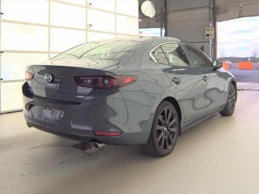 2024 Mazda Mazda3 Carbon Edition