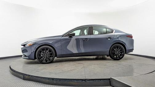 2024 Mazda Mazda3 Carbon Edition