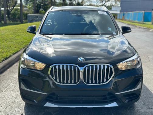 2021 BMW X1 sDrive28i