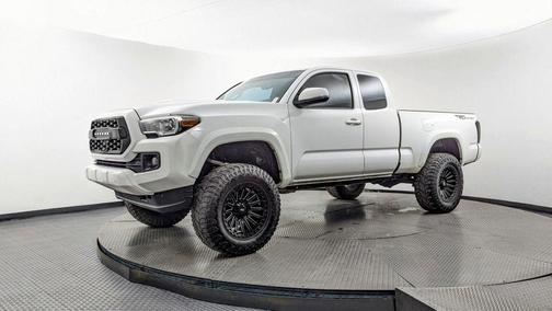2017 Toyota Tacoma TRD Sport