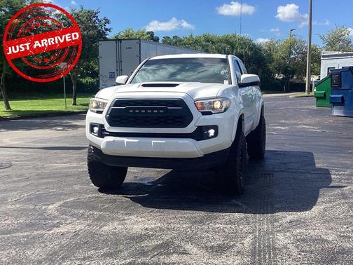 2017 Toyota Tacoma TRD Sport