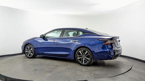 2023 Nissan Maxima SV