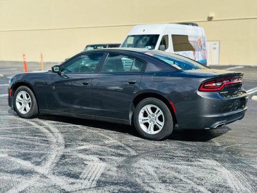 2021 Dodge Charger SXT