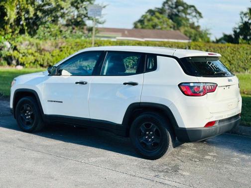 2018 Jeep Compass Sport