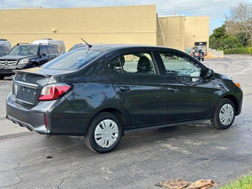 2024 Mitsubishi Mirage G4 ES