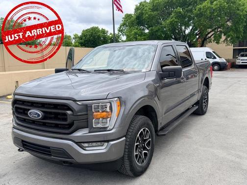 Carbonized Gray Metallic 2023 Ford F-150 XLT