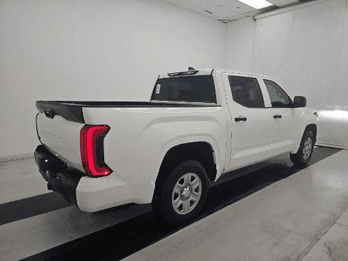 Ice 2024 Toyota Tundra SR