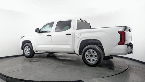 Ice 2024 Toyota Tundra SR