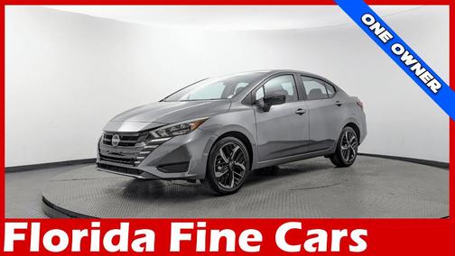 Gun Metallic 2025 Nissan Versa 1.6 SR
