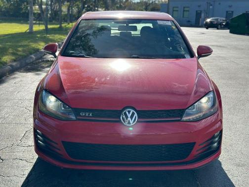 2015 Volkswagen Golf GTI S