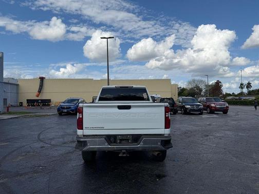 2023 Chevrolet Silverado 2500 WT