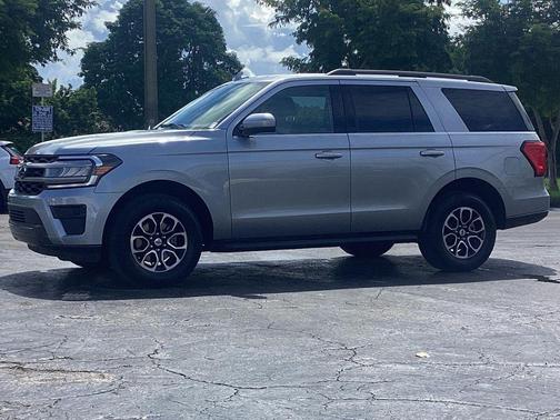 2024 Ford Expedition XLT