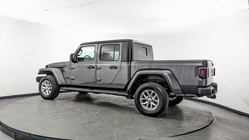 2023 Jeep Gladiator Sport