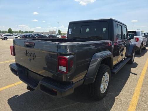2023 Jeep Gladiator Sport