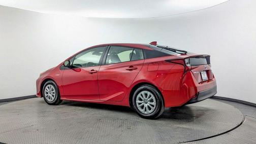 2022 Toyota Prius LE
