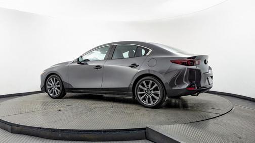 2024 Mazda Mazda3 FWD w/Preferred Package